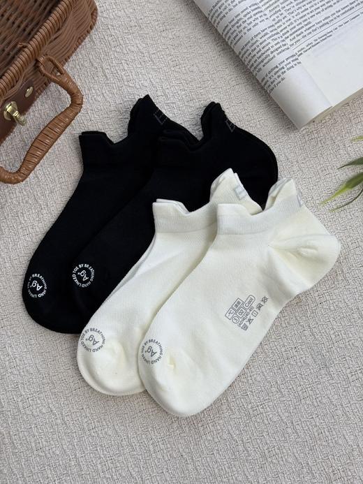 【蕉内凉皮302cool船袜】清仓捡漏❗4双💰29.9❗自带凉感面料，脚感软绵绵，超透气❗夏天的本命船袜，王一博同款！ ✅舒适凉感棉面料，21支凉感棉，一穿即凉 商品图4