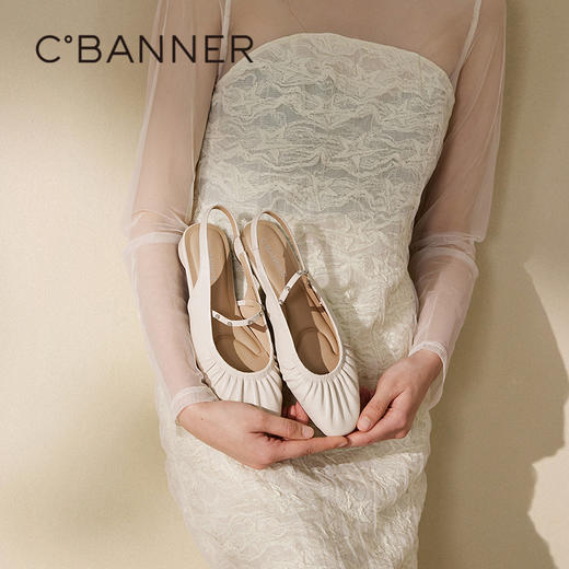 【静音系列】千百度羊皮褶皱低跟凉鞋夏新款后空包头时装凉鞋A25284607 商品图2