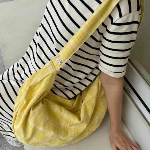 geemaa 可斜挎休闲饺子包 商品图1