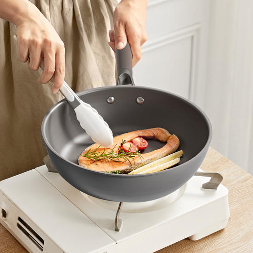 神田 云朵锅钛合金不粘锅 平底煎炒锅28cm 落栗棕 下单赠导热板+硅胶铲 商品图1