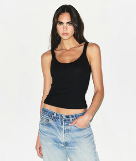 官网550！卡戴珊同款免穿文胸一体杯高弹裸感百搭休闲吊带背心 带胸垫修身打底内衣女