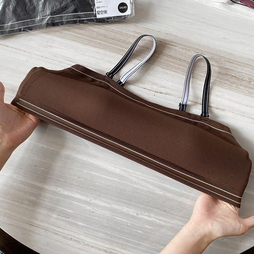 官网550！杨幂同款撞色肩带运动文胸 高弹防震固定一体杯健身瑜伽抹胸内衣胸罩女 商品图9