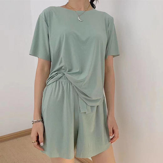 冰爽冰小莫皇后套装女夏季薄款纯色冰丝短袖短裤女士家居服两件套 商品图2