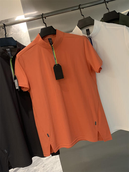 飞禽提花肌理户外吸湿速干！2025弹力透气纯色男半拉链短袖T恤！ 商品图8