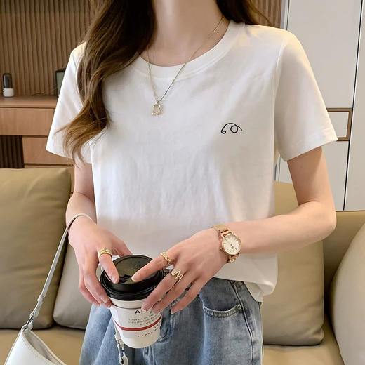 半身缘女装 夏季吸汗透气宽松简约小象刺绣印花短袖T恤262113U01140309 商品图0
