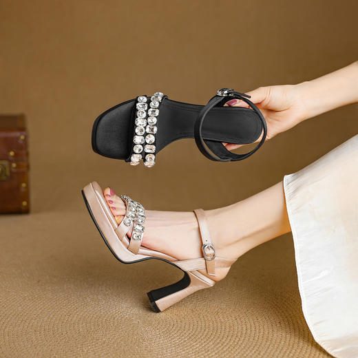 【预售5天】真皮一字带露趾凉鞋女新款夏季水钻防水台粗跟高跟鞋MLD&AM968 商品图4