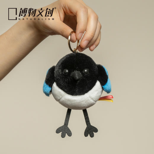 博物文创 啾儿系列第二弹 红耳鹎 珍珠鸟 黑枕黄鹂 喜鹊 家燕 七彩文鸟 可发声小鸟球啾啾呆萌可爱节日礼物书包挂件 商品图4