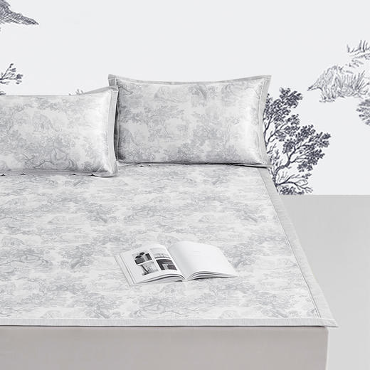 商超爆款【丝享牛奶丝凉席三件套德玛纳】灰色 采用科技面料 持久凉感 A类标准 有效避免细菌滋生 守护睡眠健康 商品图2