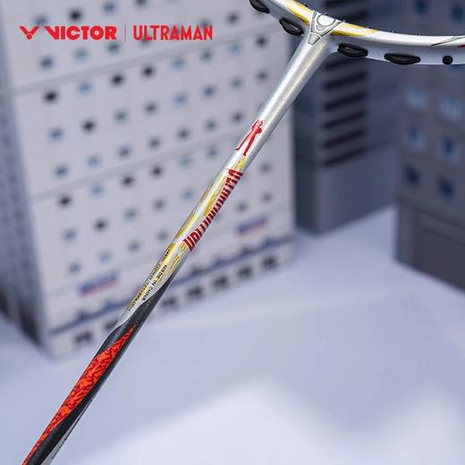 威克多胜利 羽毛球拍 奥特曼联名系列 突击 TK-ULTRAMANTIGA 商品图1