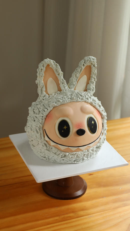 灰色LABUBU奇遇蛋糕 商品图1