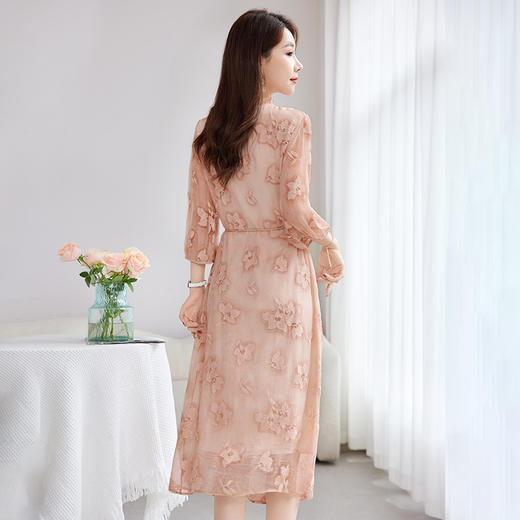 QS-82501569气质国风绣花顺纡真丝连衣裙优雅减龄修身早餐桑蚕丝连衣裙女1569 商品图2