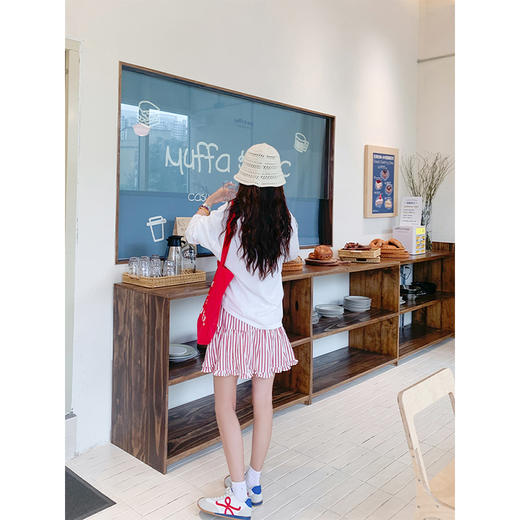 <曾小咸推荐>花朵长袖防晒T恤花边条纹短裙 商品图4