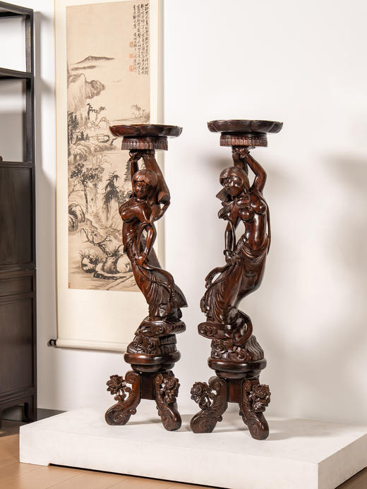 二十世纪	红木雕仕女落地灯台（一对） 商品图1