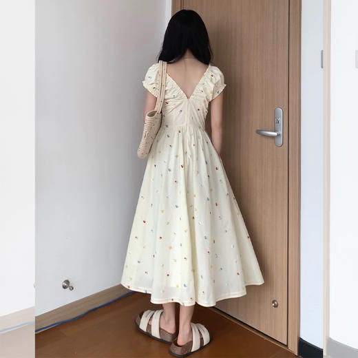 西遇彩色波点连衣裙女夏季新款法式甜美v领a字收腰短袖裙子SS050922 商品图2