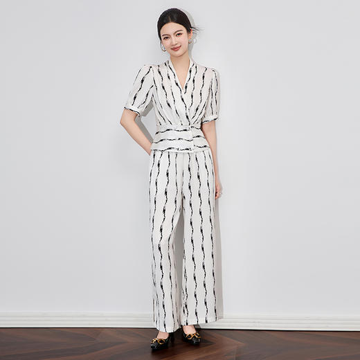 「高货wl」全新升级【铂金会员367/天猫499/差价132】(99312)洛诗琳墨白印花收腰短袖上衣随性老钱风休闲长裤两件套女 商品图0