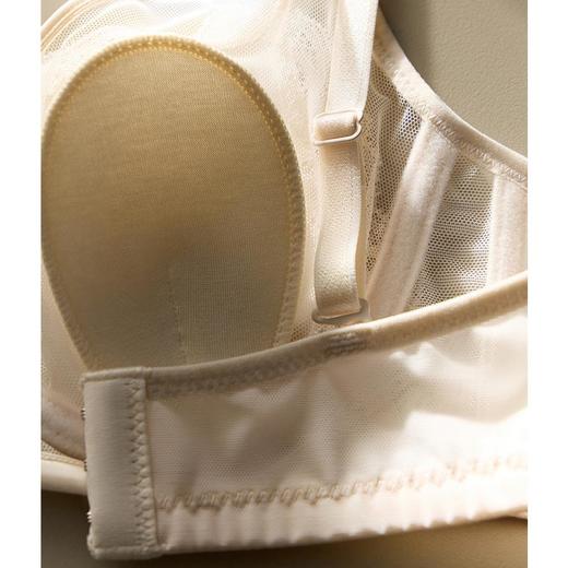 重磅来袭！【SILKEGARD法式蕾丝缎面兔耳蚕丝内衣】100%桑蚕丝内里 超薄裸感 大胸显瘦  兔耳朵杯垫 记忆软钢圈托举 商品图4