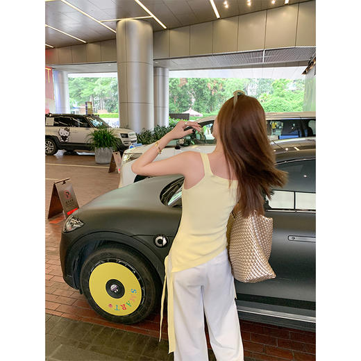 【110元任选2件】最后一波现货！不规则织吊带背心 商品图3