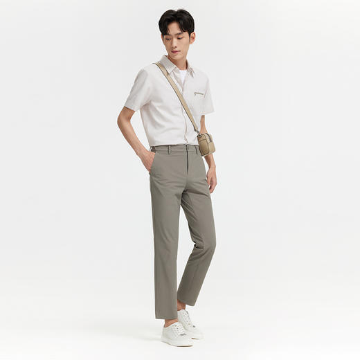 九牧王 旅途疗愈 夏修身版无褶咖色冰爽经编横纹肌理休闲裤JA5D20432 商品图1