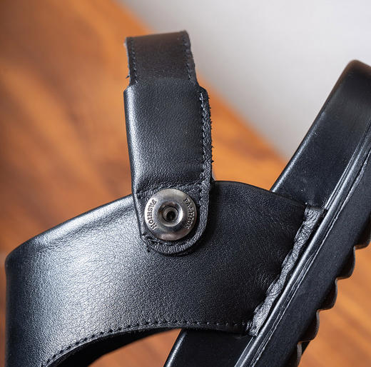 【质感真皮 轻便好穿 减震防滑】SACHA品牌男士夏季凉鞋 商品图7