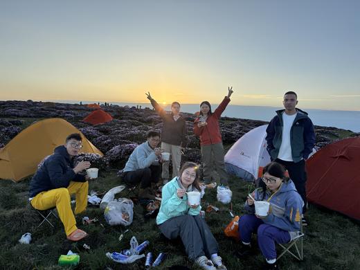 【仅剩10几个，199元捡漏秒杀】moonlence 户外徒步穿杆双人双层双开门加厚铝合金帐篷 商品图1