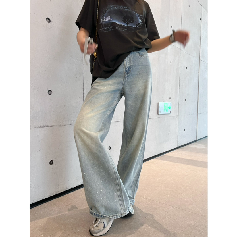 2506303    土耳其🇹🇷牛仔裤，bing钻石💎 闪耀