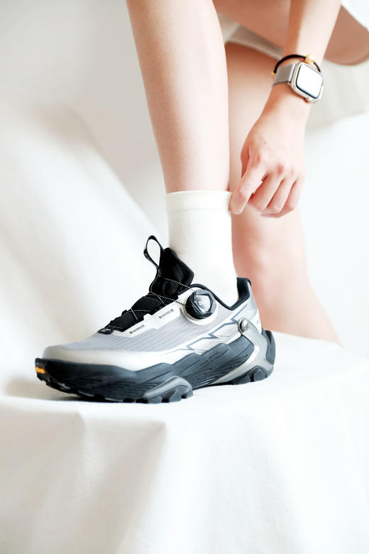 越野与跑步兼备+公司渠道。呼吸感户外专业爬坡徒步登山鞋C061068 商品图8