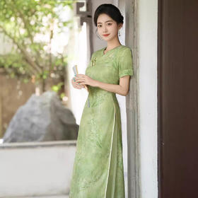 2025夏款棉质绿色复古改良V领奥黛新中式旗袍QMR