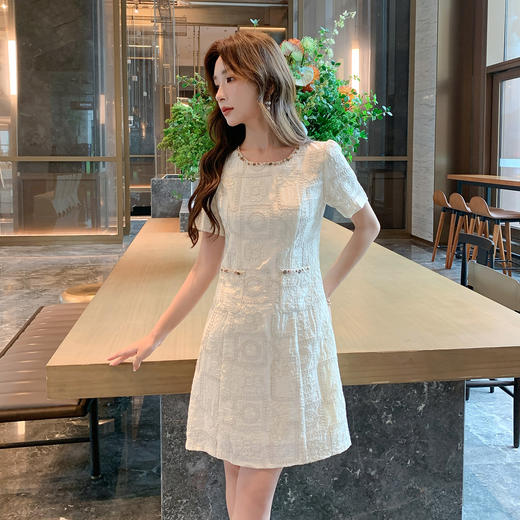 奢姿大码女装2025夏季新款时尚珍珠领口连衣裙胖妹妹气质格纹裙子9952890575 商品图4