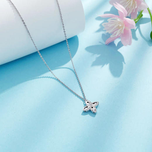 【限时8.8折】【线上铂金馆】PT950 #CNC 铂金实心调节鱼鳞幸运四叶草套链(PTTL00065)预售产品下单后不退款不退货不换货不补差价) 商品图2