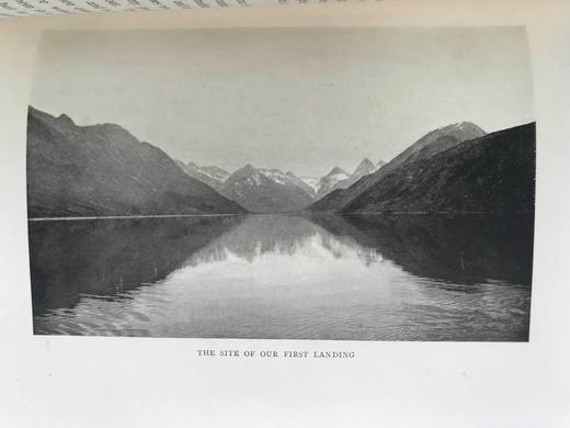 1909年 两个狄安娜在阿拉斯加 约30幅插图 漆布精装大32开 商品图13