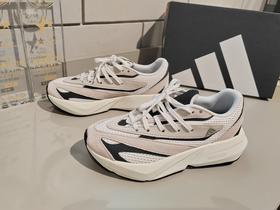 阿迪达斯女款流光跑鞋JH6962