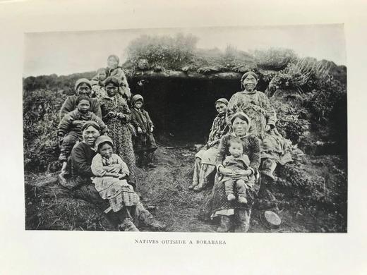 1909年 两个狄安娜在阿拉斯加 约30幅插图 漆布精装大32开 商品图8