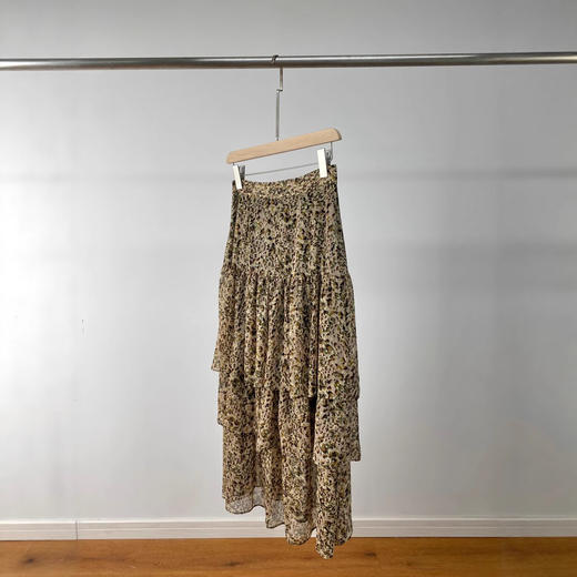 法式碎花茶歇裙！2025印花度假垂感荷叶边蛋糕半裙！女款复古高腰中长裙！ 商品图1