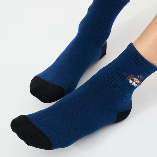 PΛNDΛER 旷野 抗菌中筒袜 商品图5