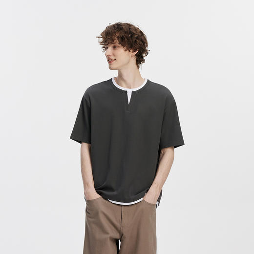 [商场同款]森马短袖T恤男V领假两件上衣华夫格2025新款秋装拼色潮 商品图2