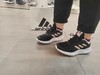 阿迪达斯女款基础跑鞋ID052 商品缩略图0