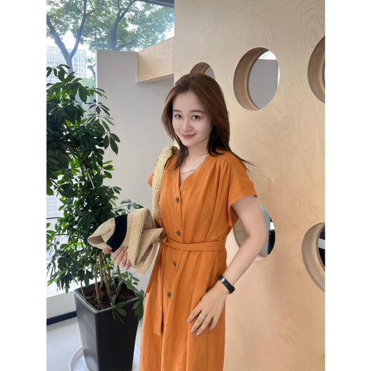2506301    橙色显白 亚麻连衣裙 商品图0