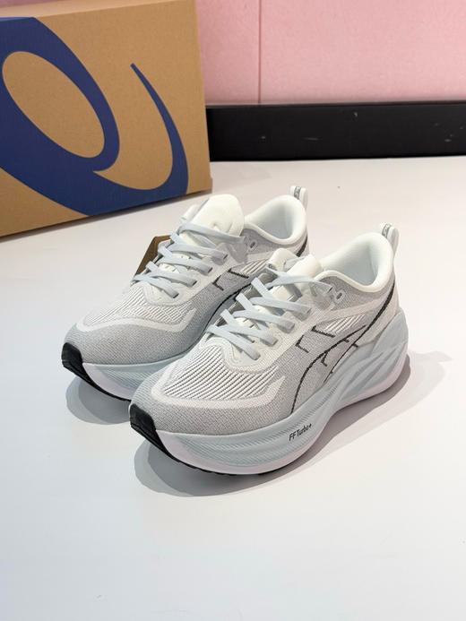 Asics SUPERBLAST 2 轻量回弹 低帮跑步鞋 男女同款 商品图9