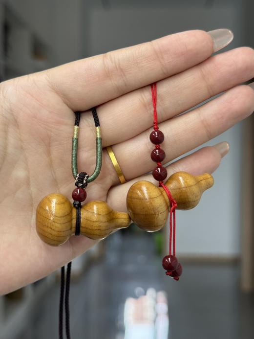 【桃木系列】桃木手串/桃木剑/发簪/葫芦吊坠 发货都带有布袋  生态种植12个年头的老树制作 商品图8