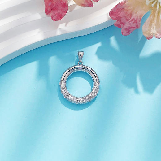 【限时8.8折】PT950 #复古风 #平安 铂金实心如意祥云纹平安扣吊坠卷草纹吊坠(PTDZ00005-1)预售产品下单后不退款不退货不换货不补差价) 商品图0