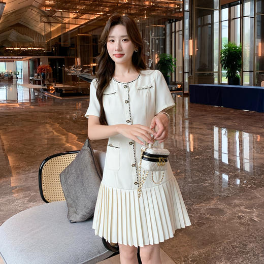 奢姿大码女装2025夏季减龄百褶圆领连衣裙胖妹妹时尚小香风裙子9952893925 商品图4