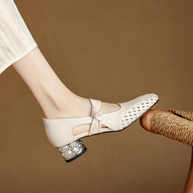 【预售5天】真皮镂空通勤夏季浅口单鞋女一字带中跟粗跟玛丽珍鞋水钻凉鞋NJMK&K1628