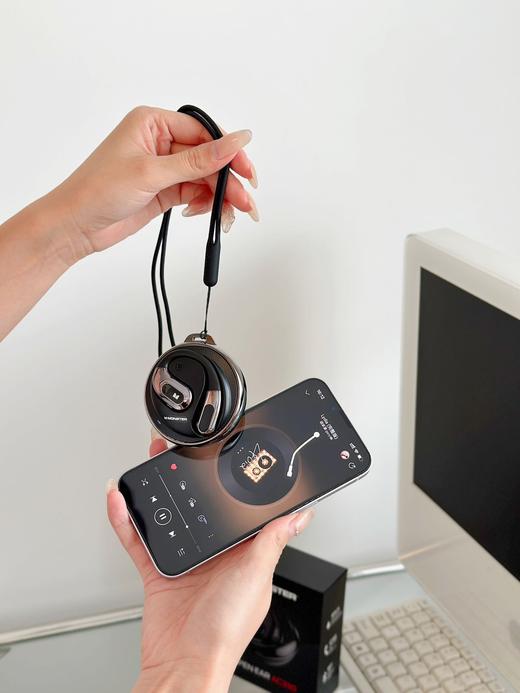 【Monster魔声挂耳式耳机AC330型号MH22208】✅不入耳，舒适无感佩戴，跳舞不掉！ ✅升级款，提升喇叭音质，不带耳套！-LB 商品图11