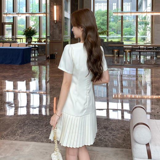 奢姿大码女装2025夏季减龄百褶圆领连衣裙胖妹妹时尚小香风裙子9952893925 商品图3