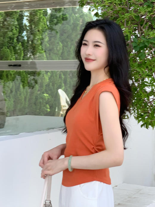 【百图lulu定制】【月牙T】面膜质感  竖条纹显瘦 高弹 两侧收腰 腋下防走光挡片 短袖T恤 商品图3