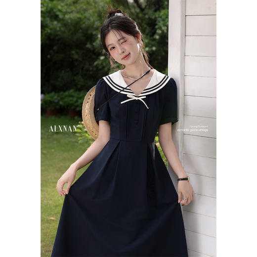 鹿向南「月白风清」藏蓝色海军领连衣裙女夏气质法式短袖长款裙子 商品图0