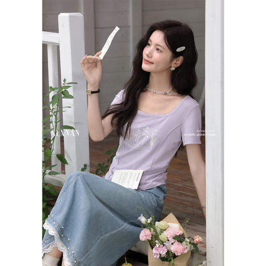 鹿向南「若影花现」气质方领紫色修身正肩短袖女t恤夏季独特上衣L56052 商品图3