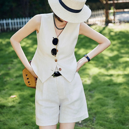 老钱风亚麻三件套，法式穿搭极简有气场，精致利落线条感 （下单3-5天发货） 商品图3