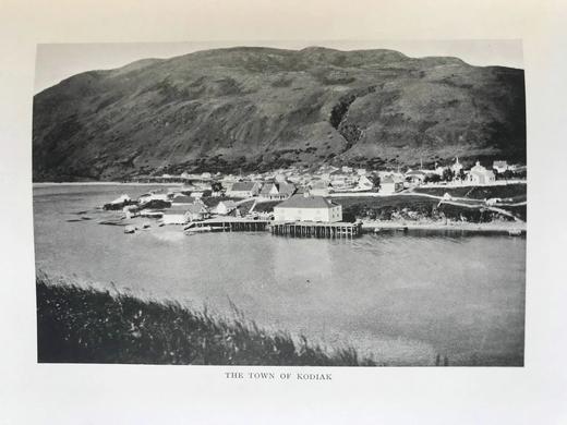 1909年 两个狄安娜在阿拉斯加 约30幅插图 漆布精装大32开 商品图14