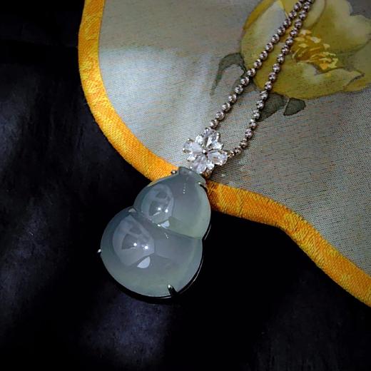 Pt （铂金）镶嵌翡翠葫芦项坠 商品图7